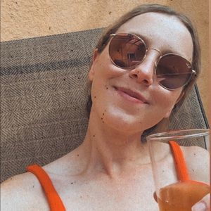 Meet your Posher, Katrina